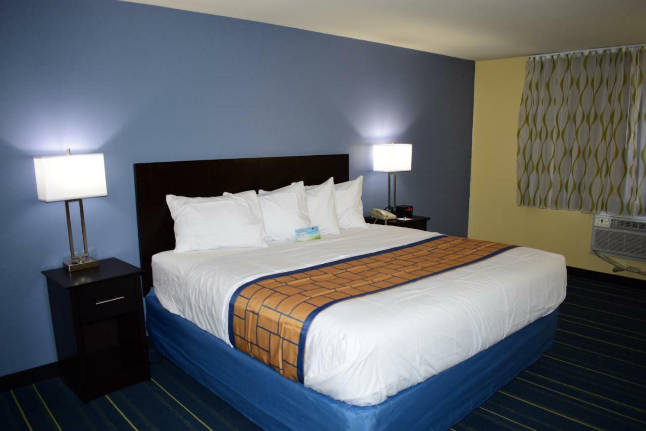 Days Inn By Wyndham Augusta Exterior photo